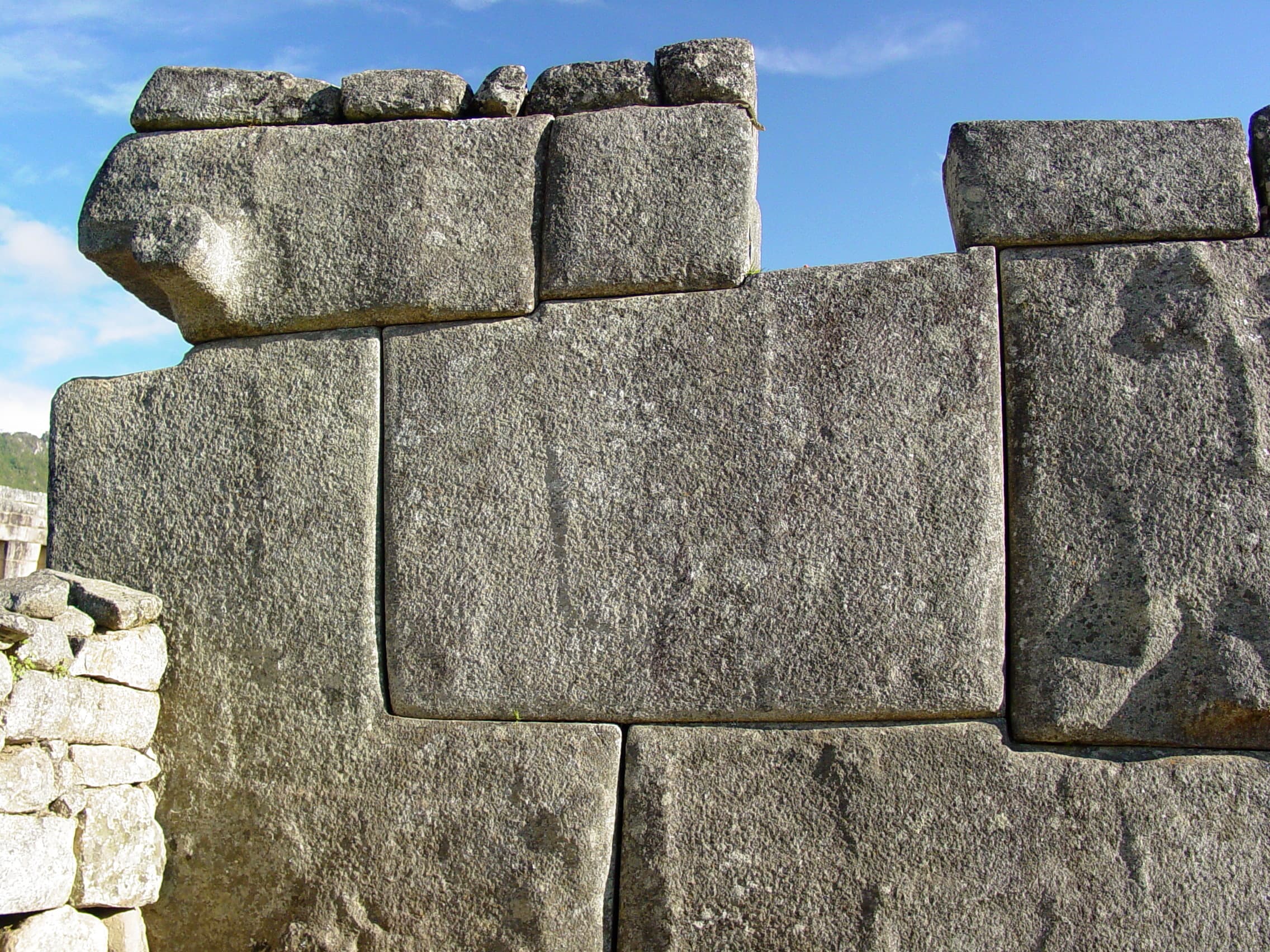 Cantaria inca sem argamassa em Machu Picchu